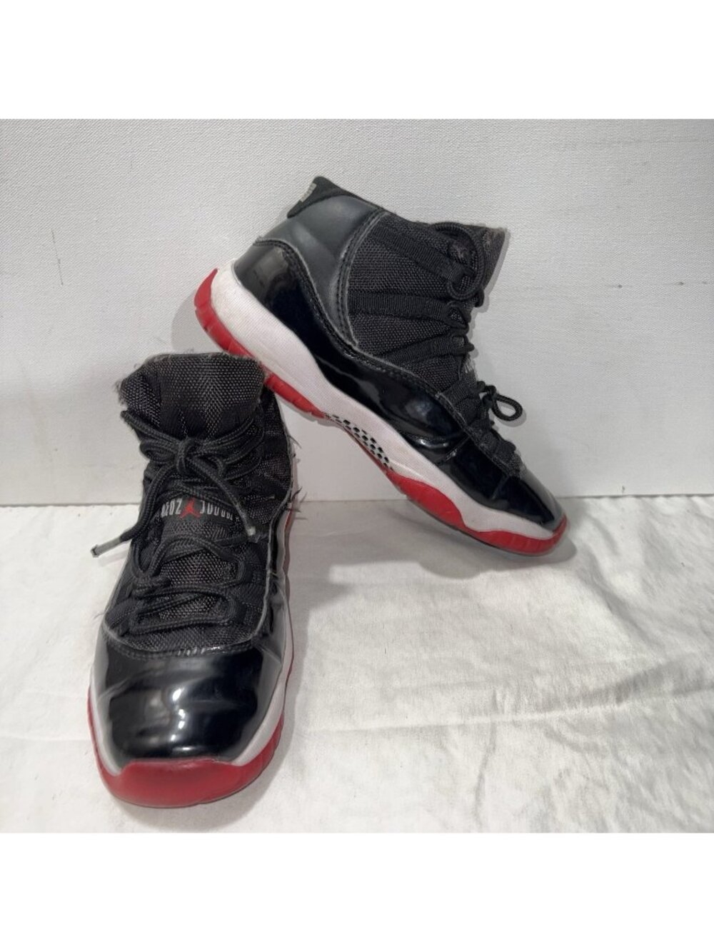Air Jordan 11 Retro Bred 2012 Black Red 378039-010 Size 8.5